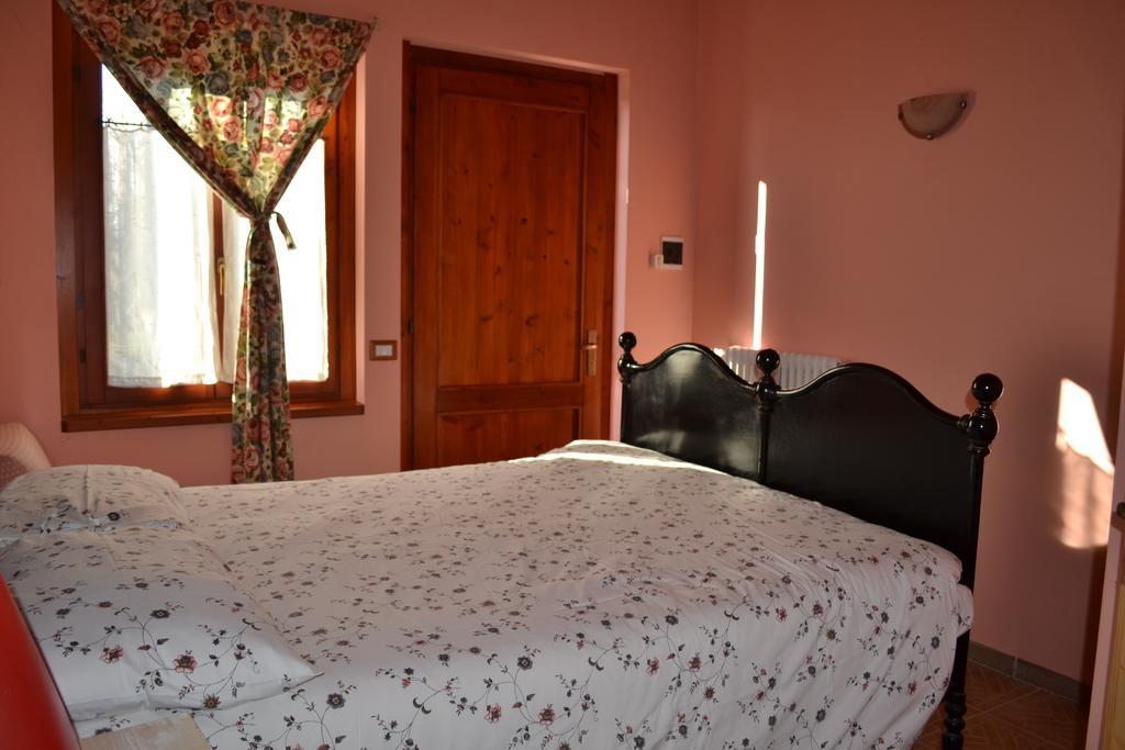 Cascina Trapella Villa Terruggia Værelse billede